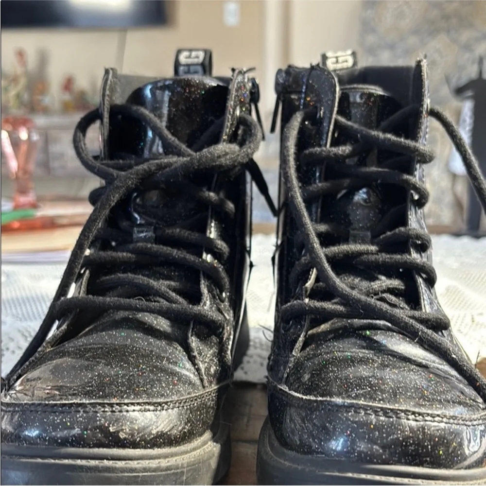 Uggs girls Black Glitter Combat Boots‎